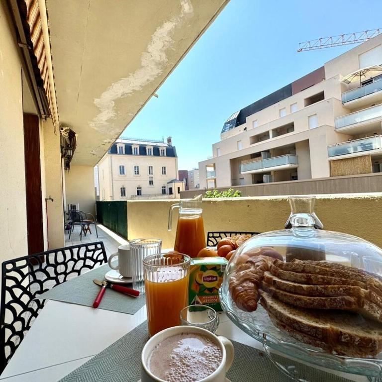 Le Sully Nest - Clim et parking - Appartement 3 Chambres avec Balcon - 25