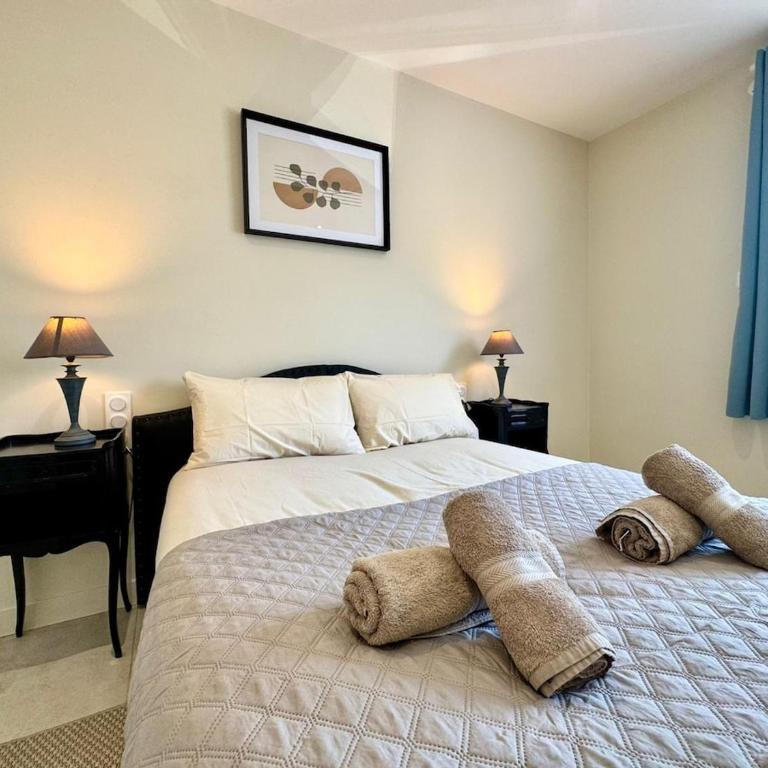 Le Sully Nest - Clim et parking - Appartement 3 Chambres avec Balcon - 31