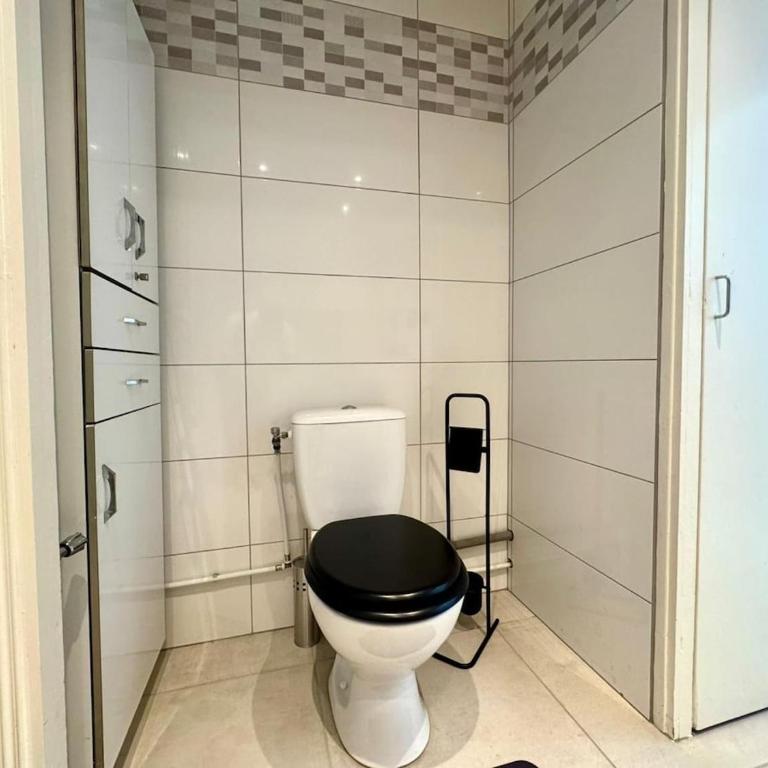 Le Sully Nest - Clim et parking - Appartement 3 Chambres avec Balcon - 33