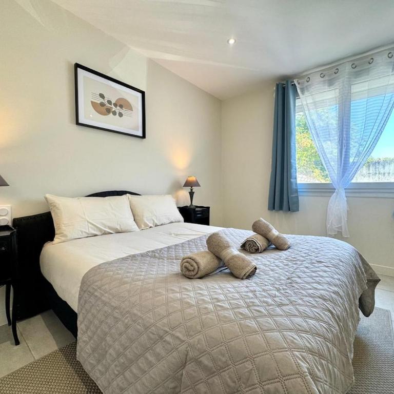 Le Sully Nest - Clim et parking - Appartement 3 Chambres avec Balcon - 61