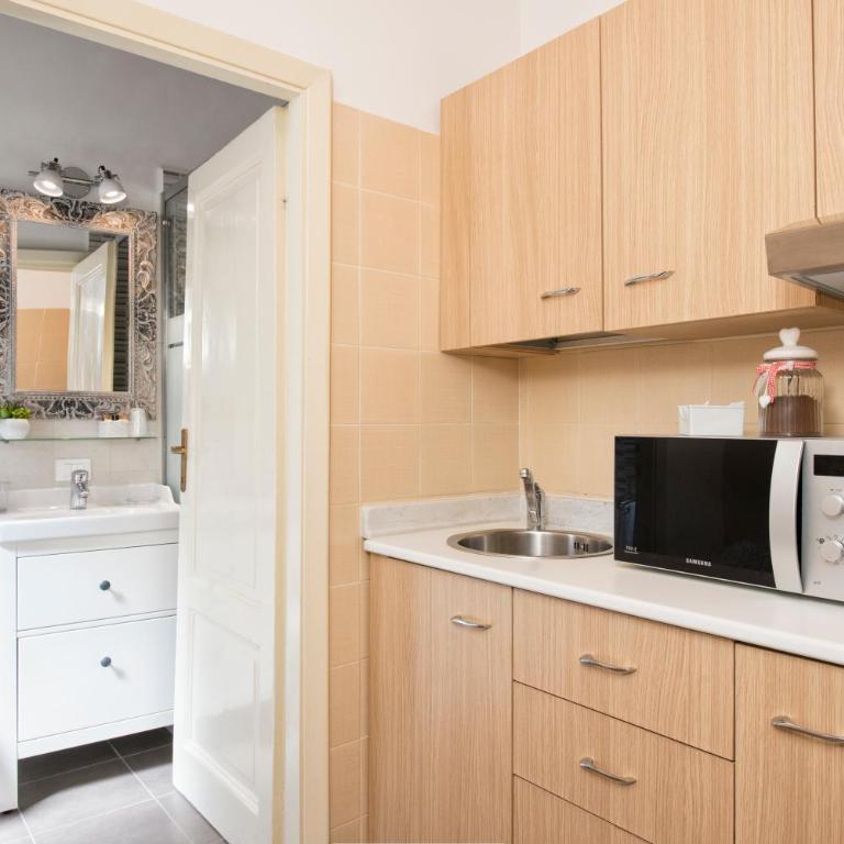 Navona Tower Apartments - Appartamento con 2 Camere da Letto - 12