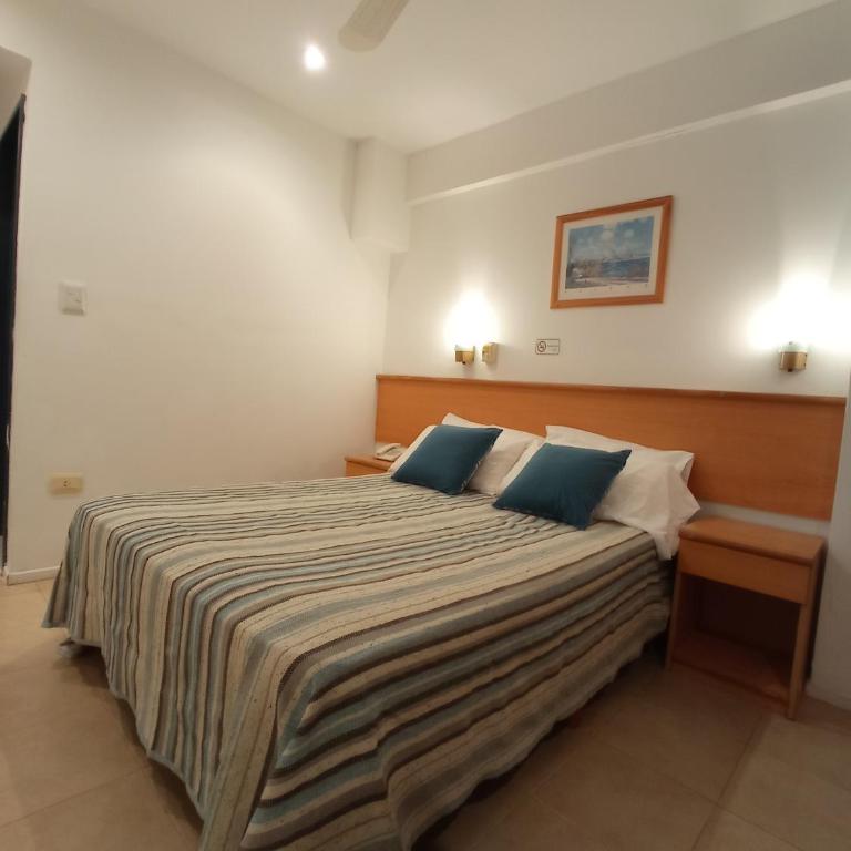 Hotel New The Place - Habitación Doble con balcón - 1