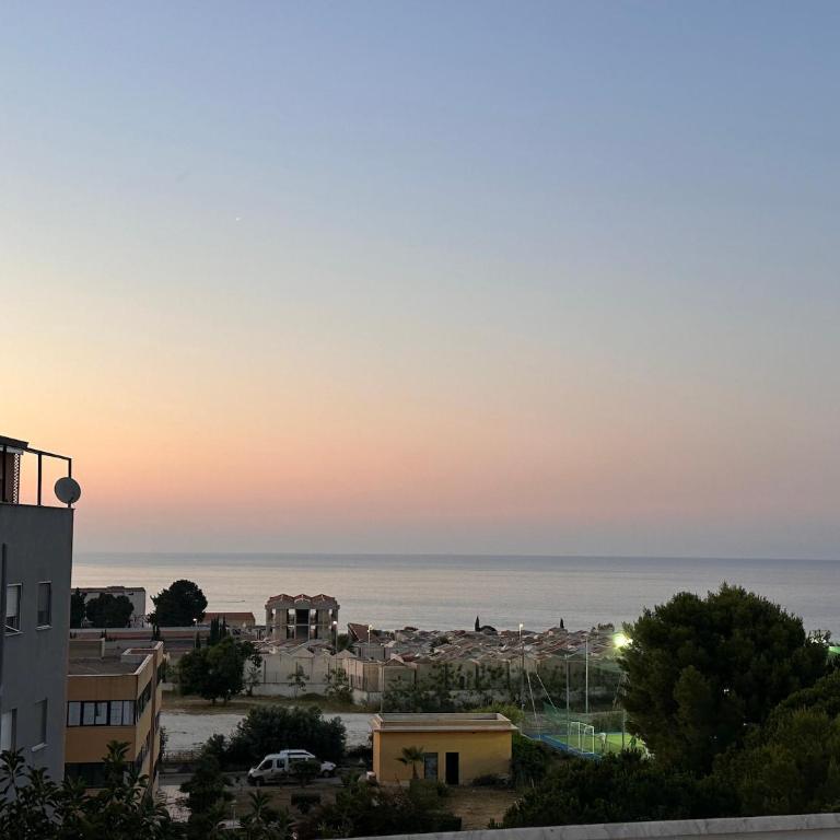 Fantastic sea view Via Duchessa - One-Bedroom Apartment - 12