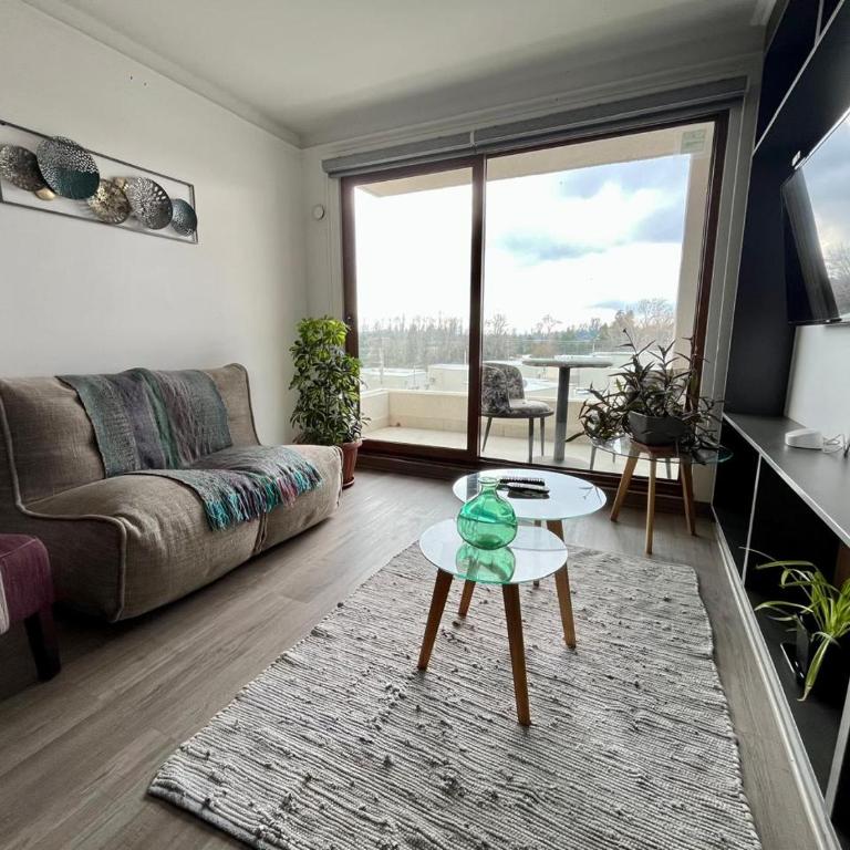 Moderno Departamento Equipado Estacionamiento Privado 2D-2B con Excelente ubicación en Los Ángeles - Apartamento de 2 dormitorios - 8