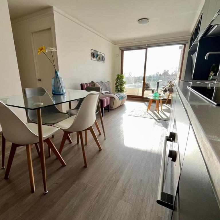 Moderno Departamento Equipado Estacionamiento Privado 2D-2B con Excelente ubicación en Los Ángeles - Two-Room Apartment - 7