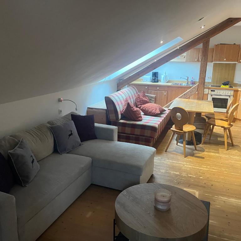 Gästehaus Högerhof - Apartment mit 2 Schlafzimmern und Balkon - 1