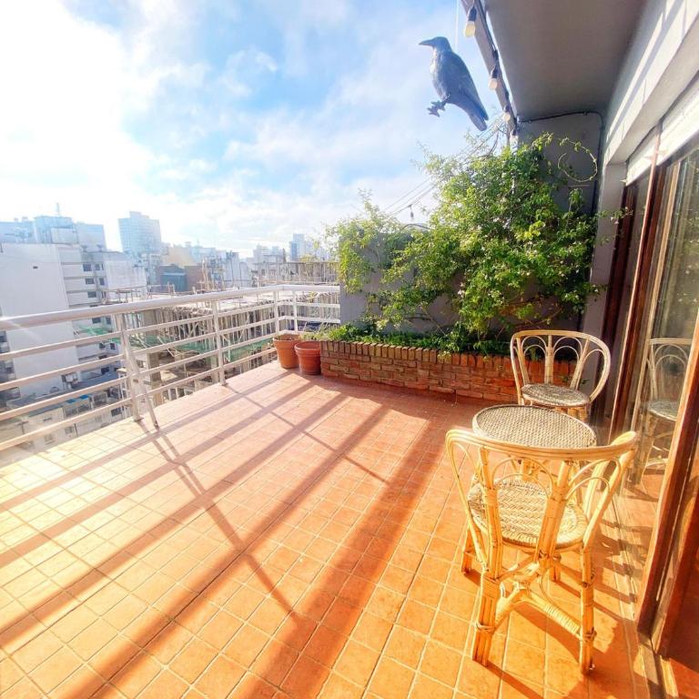 Amplio depto 4 ambientes en el centro de la ciudad - Apartamento de 3 dormitorios - 10