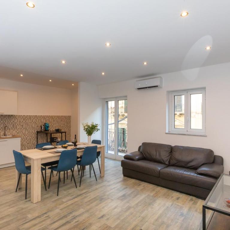 Aromarìa Palace - Appartamento con 3 Camere da Letto - 7