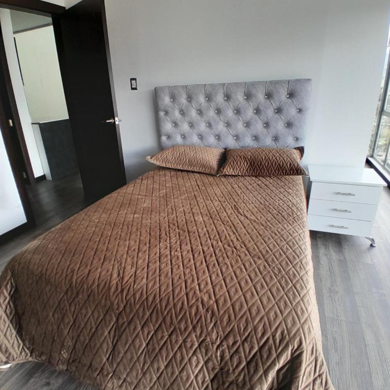 Suite de 4 camas cerca a la UTPL - Apartamento de 2 dormitorios - 6