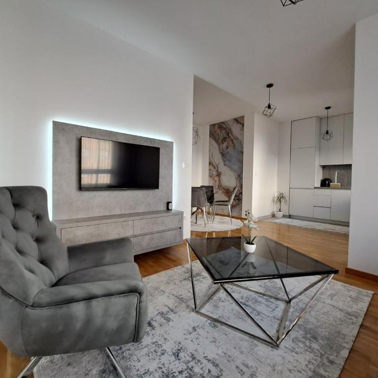 Apartman Luxury kod Kafeterije 5 i Wabi Sabi - One-Bedroom Apartment - 1