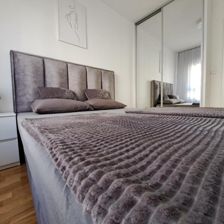 Apartman Luxury kod Kafeterije 5 i Wabi Sabi - One-Bedroom Apartment - 22