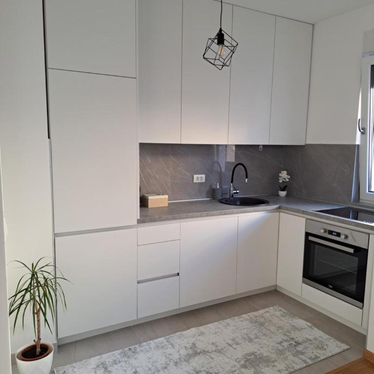 Apartman Luxury kod Kafeterije 5 i Wabi Sabi - One-Bedroom Apartment - 15