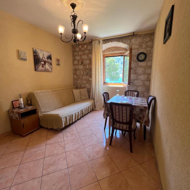 Tetka Apartments - Apartment with Sea View - 10
