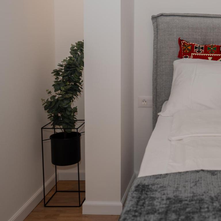 SARAJEVO SUITES No 23- Free parking - One-Bedroom Apartment - 3