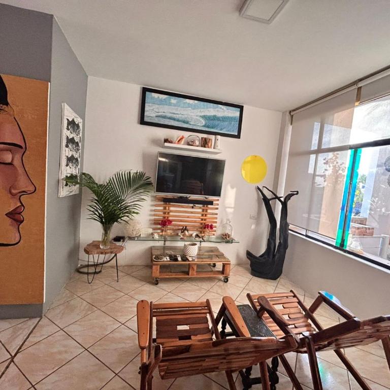 Casa CasaVit - One-Bedroom Loft Apartment with Balcony - 4