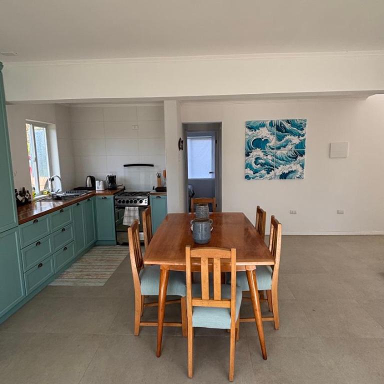 The Buchu house - Three-Bedroom Home - 2