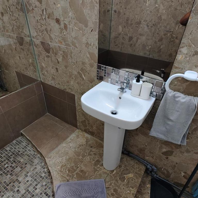 Barandas Beachfront Apartment Ocean Outside - Estudio Deluxe con cama grande - 25