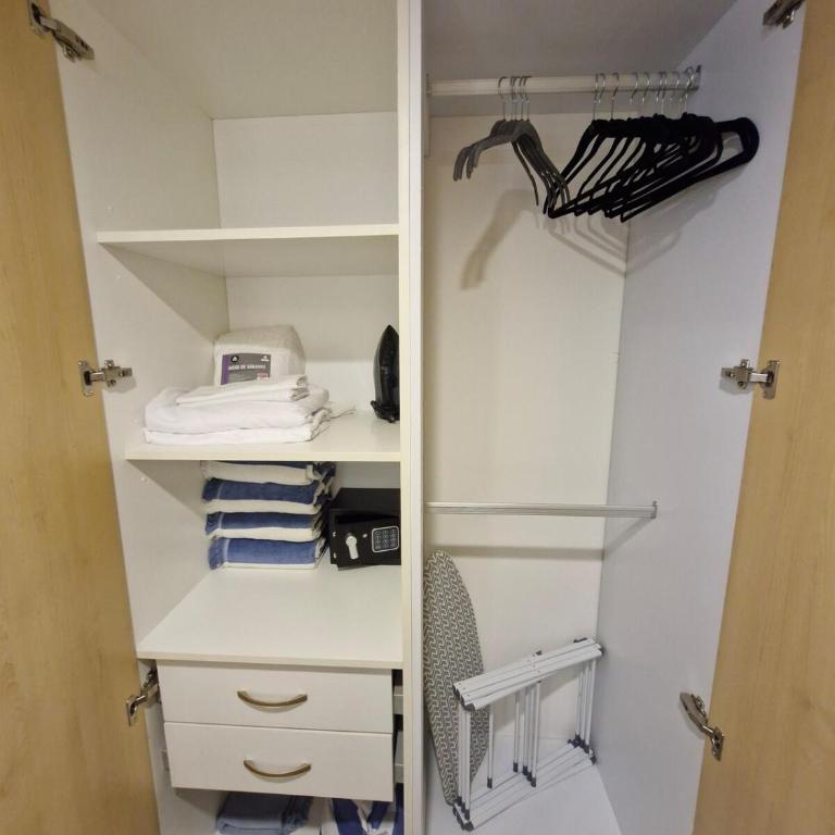 Estudio grande en la 38 - Apartamento de 1 dormitorio - 3