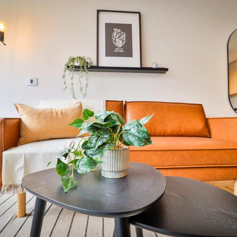 HOM I Depto A Pasos Cerro Santa Lucia Stgo - Apartment - 5