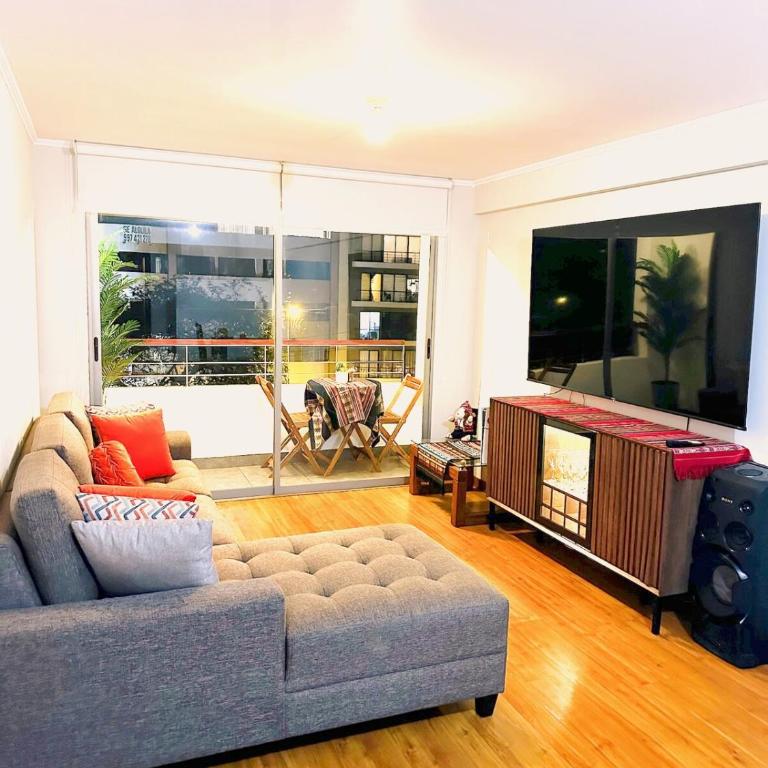 Departamento en Miraflores - Av Pardo Jose - Three-Bedroom Apartment - 2