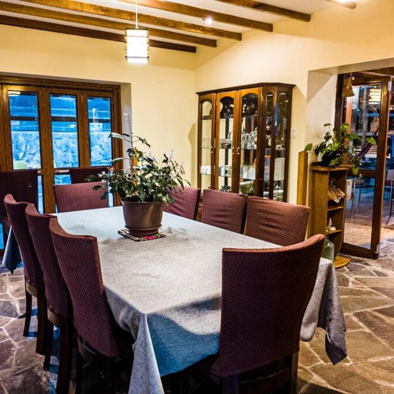 Casa en Calca - Three-Bedroom House - 11