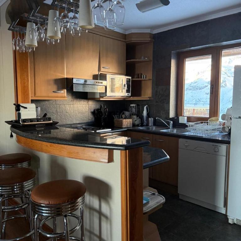 HOM I SKI IN OUT Edif Valle del Sol 3D3B y Jacuzzi VS307 - Apartamento - 13