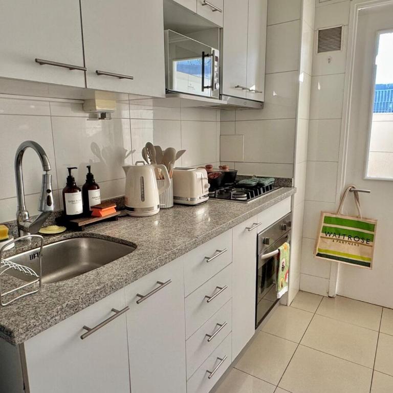 Cozy and bright apartment in Providencia - Two-Bedroom Apartment - 22