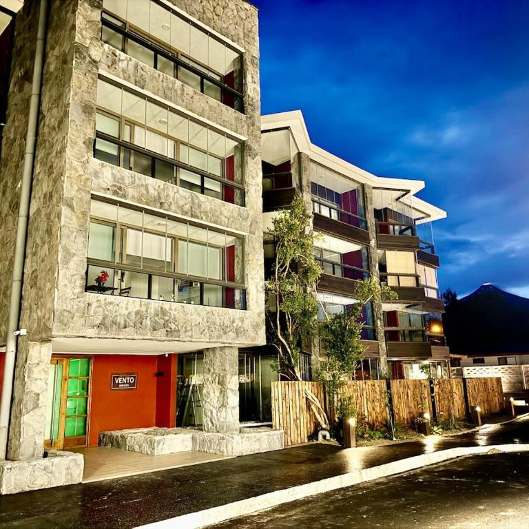 Departamento con piscina en Pucón con vista al Volcán - Two-Bedroom Apartment - 29