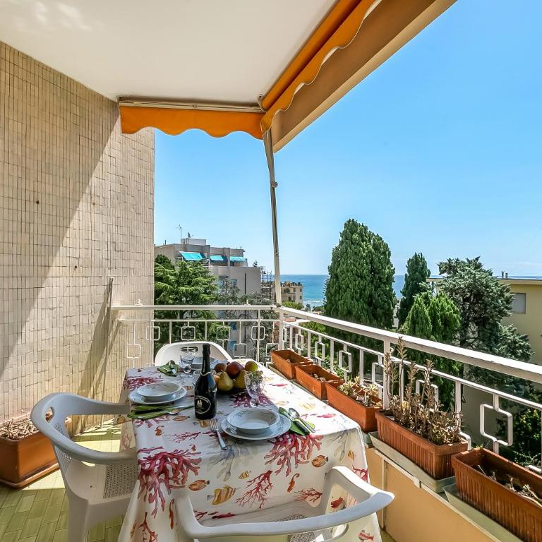 Owl House - Happy Rentals - Apartment with Terrace - 10