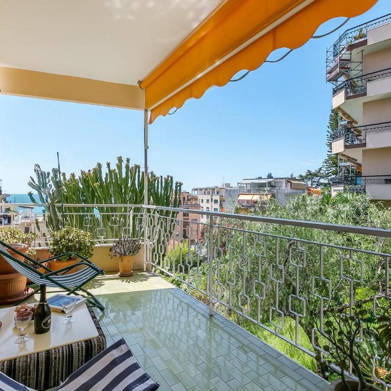 Owl House - Happy Rentals - Apartment with Terrace - 16