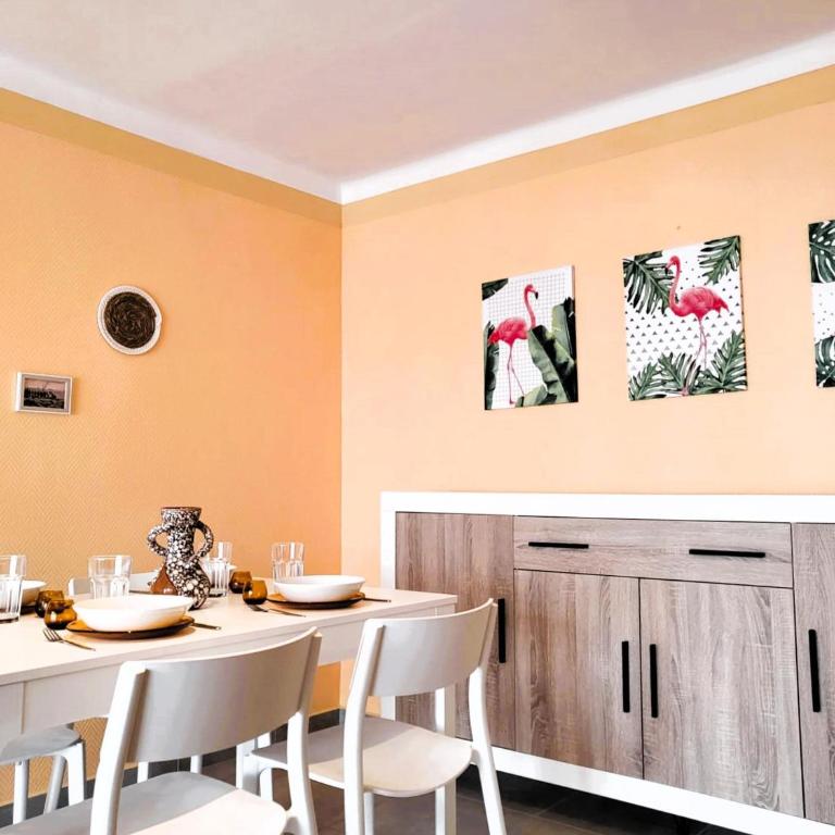 Apartamento en Roses, 2ª línea de playa, con terraza, WIFI y parking comunitario - ES-258-31 - Apartment - 16