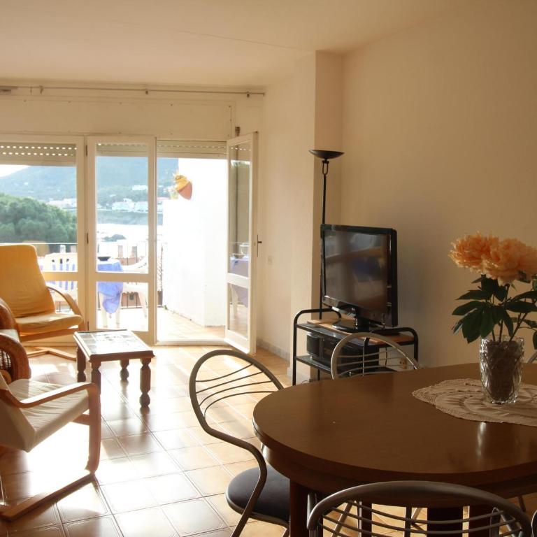 Apartamento Acogedor a 100m de la Playa con Garaje Privado - ES-228-23 - Apartamento - 13