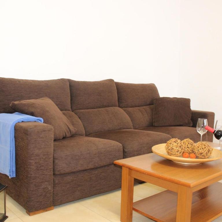 Apartamento renovado, céntrico y luminoso a 100m de la playa del Puerto, Llançà - ES-228-37 - Apartamento - 8