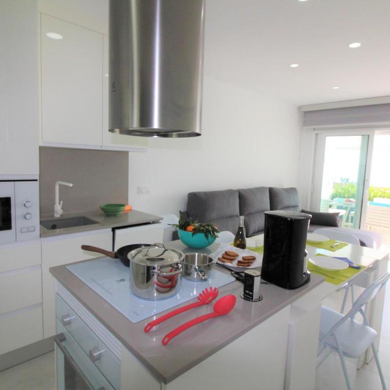 Estudio acogedor con terraza y parking incluido - ES-258-33 - Studio - 13