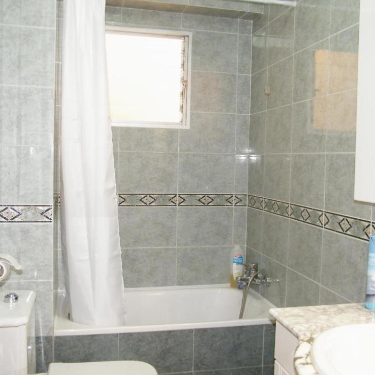Apartamento en primera línea de mar - Solo familias - ES-314-36 - Apartamento - 20