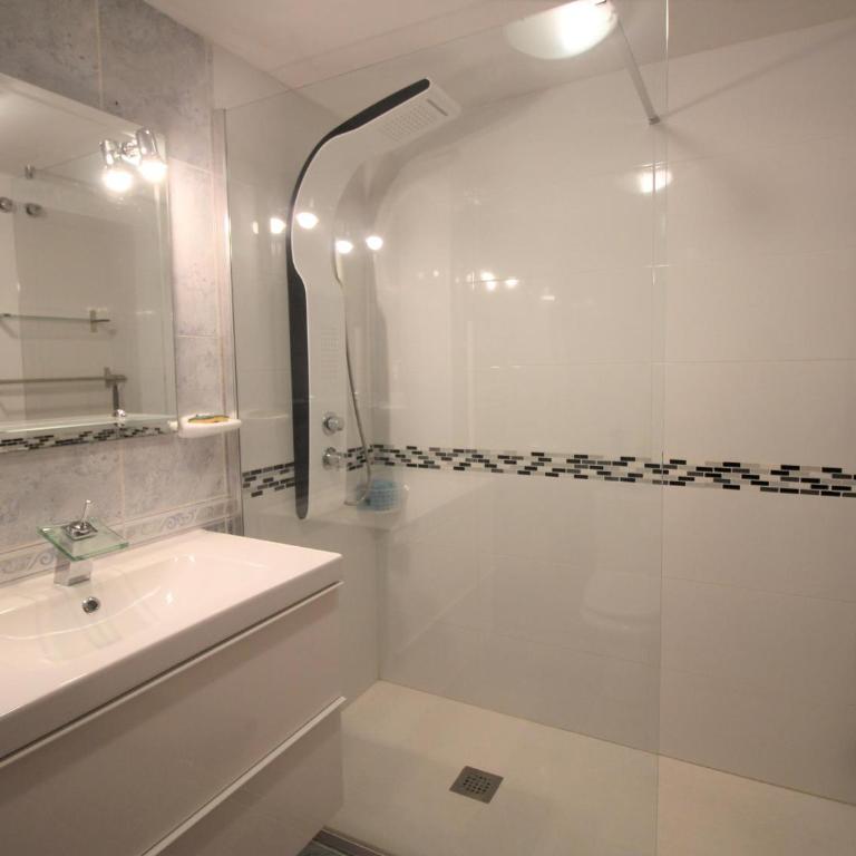 Apartamento con Terraza y Parking a 400m de la Playa del Port en Llançà - ES-228-156 - Apartment - 22