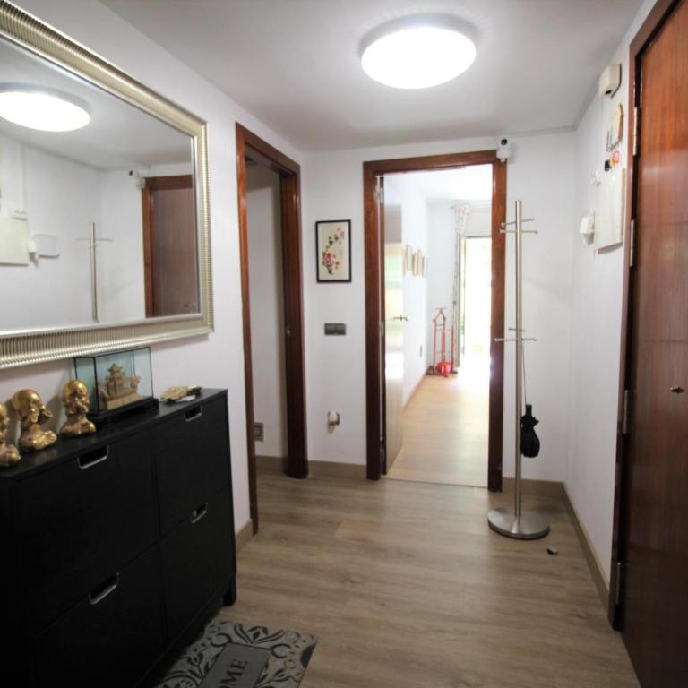 Apartamento con Terraza y Parking a 400m de la Playa del Port en Llançà - ES-228-156 - Apartment - 23