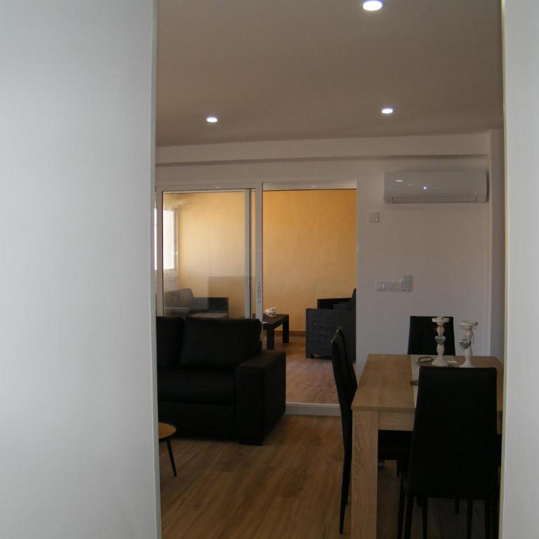 Playa de Gandía, apartamento renovado en primera línea con terraza, aire acondicionado y parking - ES-314-22 - Apartamento - 18