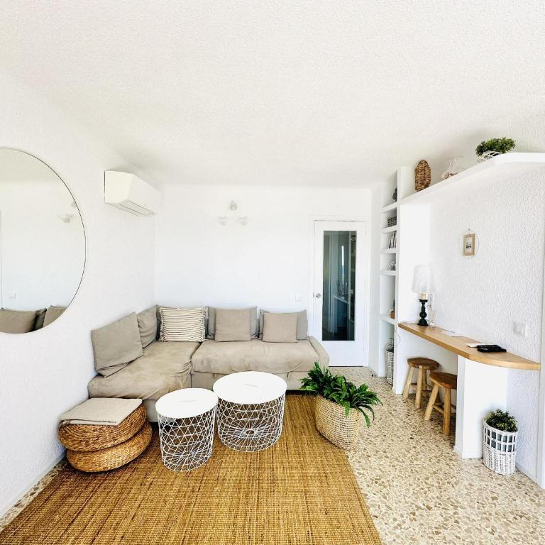 Moderno apartamento para dos con Wi-Fi y parking en Roses - ES-258-77 - Apartment - 18