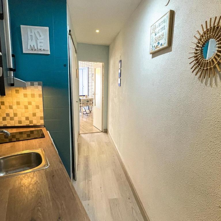 Loft en primera línea con aire acondicionado en Miami Platja - ES-9-182 - Estudio - 14