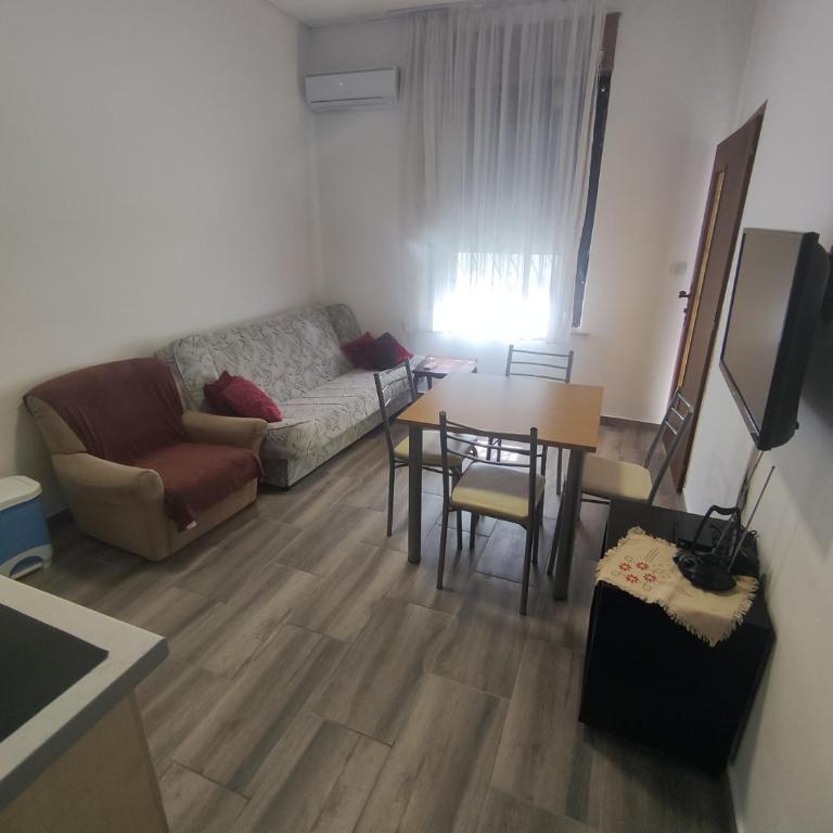 Mila Apartmani - One-Bedroom Apartment - 3