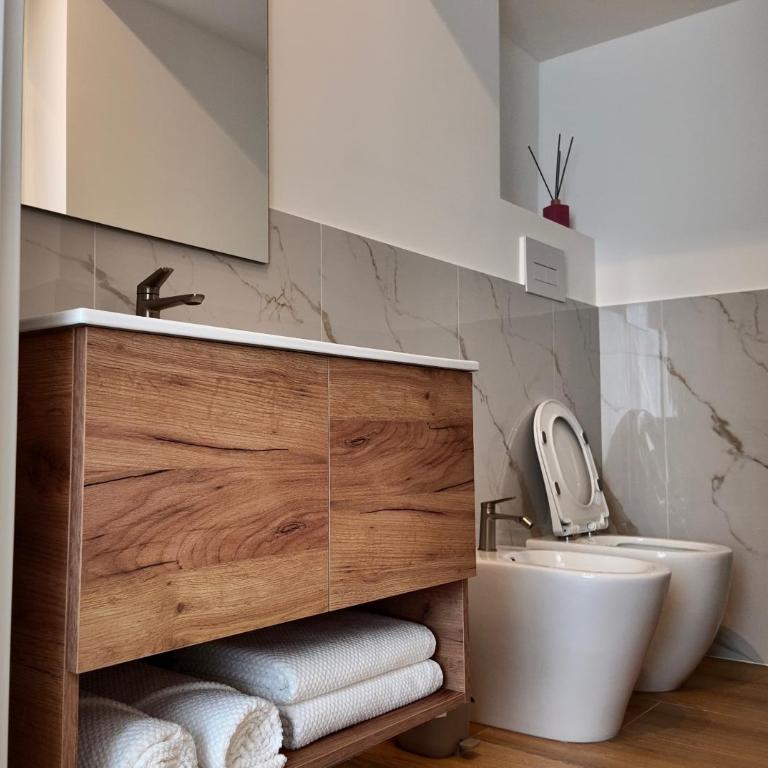 Nikitta Suite - Camera Matrimoniale con Bagno Privato - 7