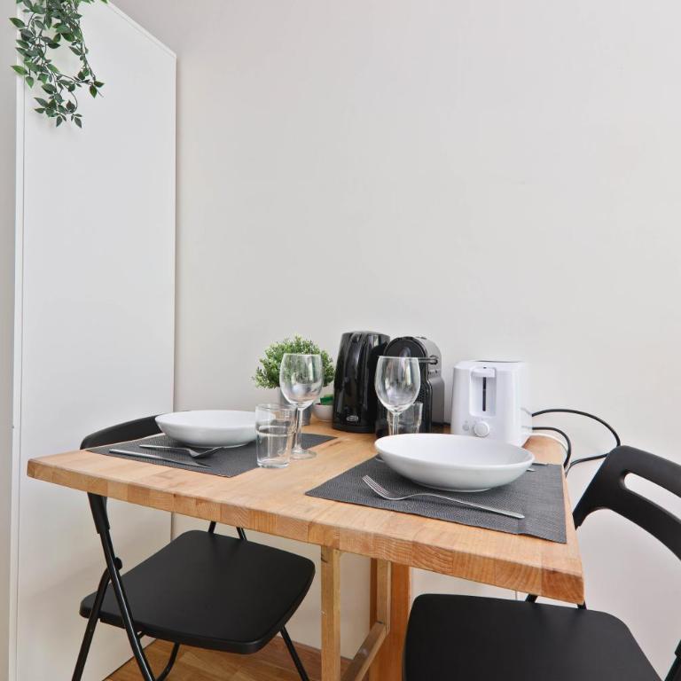 Tour Eiffel 10 Luxurious Apartment Studio-2P Free Netflix - Studio - 5
