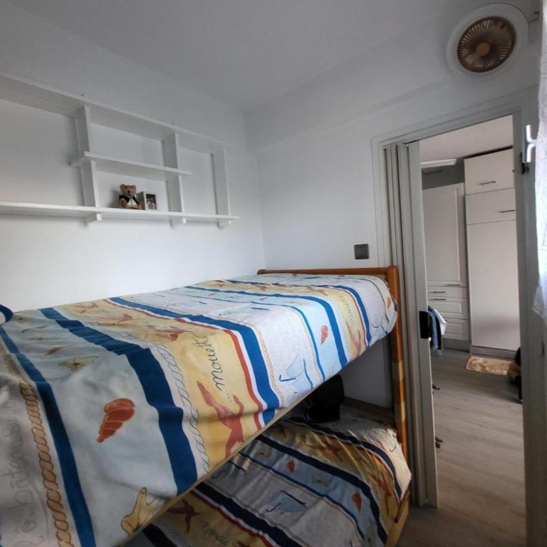 Studio calme à 5 mn en voiture de la mer avec garage - Appartement - 9