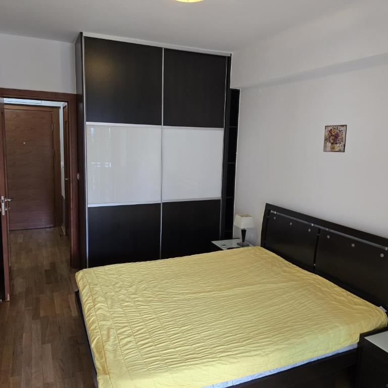 Royale Nook Apartment - One-Bedroom Apartment - 4