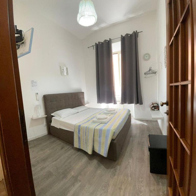 Vaticano San Pietro metro ottaviano - Double Room with Private Bathroom - 5