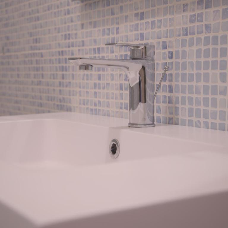 Domus Amica - Camera Tripla - 13