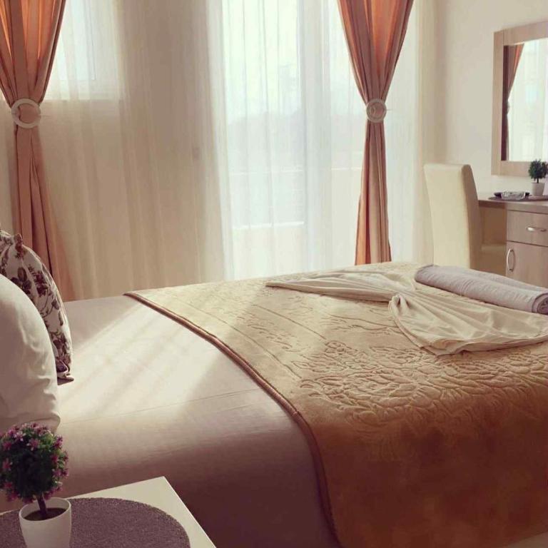 Villa Doda - Donji Stoj - Ulcinj - Dvokrevetna Soba sa Bračnim Krevetom i Balkonom - 3