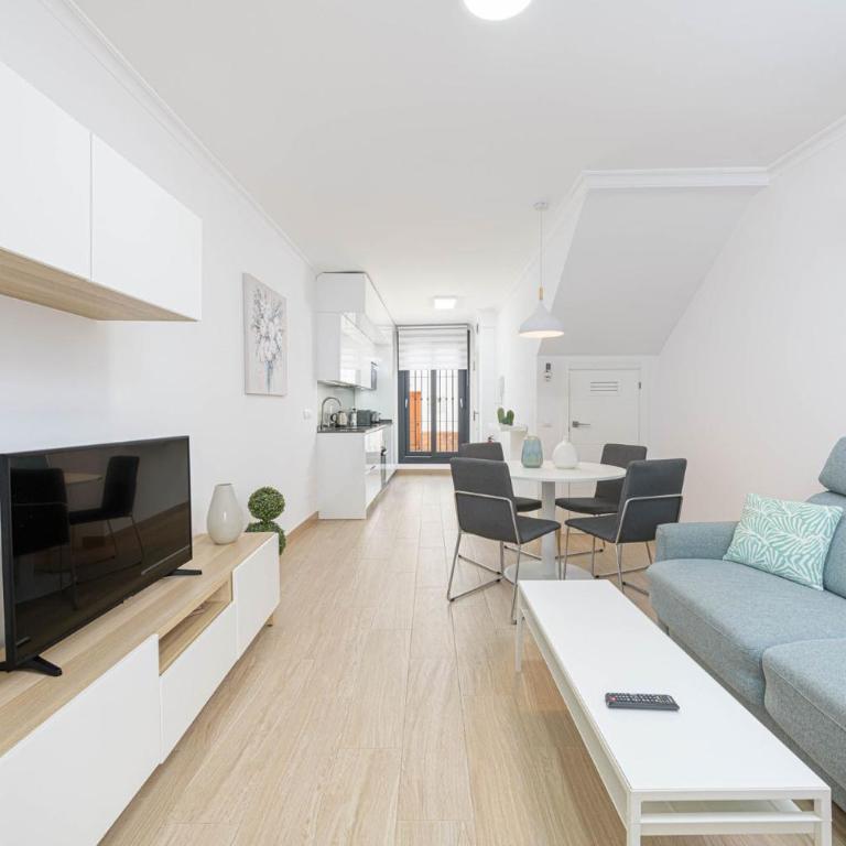 Nueva 22 Suites in Nerja by Solaga Holiday Homes - Apartamento Deluxe - 8
