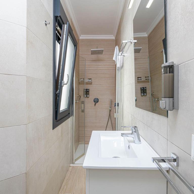 Nueva 22 Suites in Nerja by Solaga Holiday Homes - Apartamento Deluxe - 24
